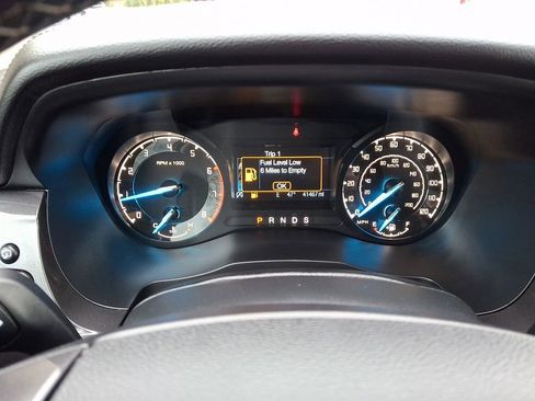 Used 2022 Ford Ranger Lariat w/ Trailer Tow Package image 19