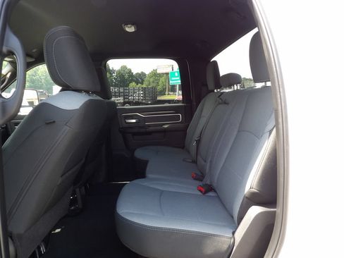 Used 2023 RAM 2500 Big Horn w/ Level 1 Equipment Group AWD/4WD image 34