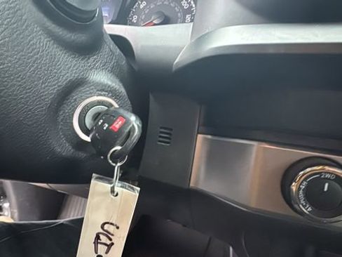 Used 2021 Toyota Tacoma SR image 15