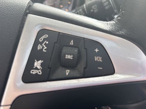 Used 2017 Chevrolet Equinox LT w/ Convenience Package FWD image 8