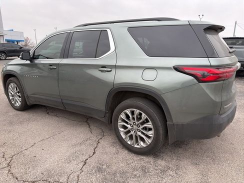 Used 2022 Chevrolet Traverse LT image 7