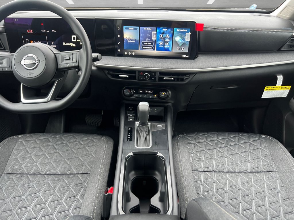 New 2027 Nissan Kicks SV FWD image 4