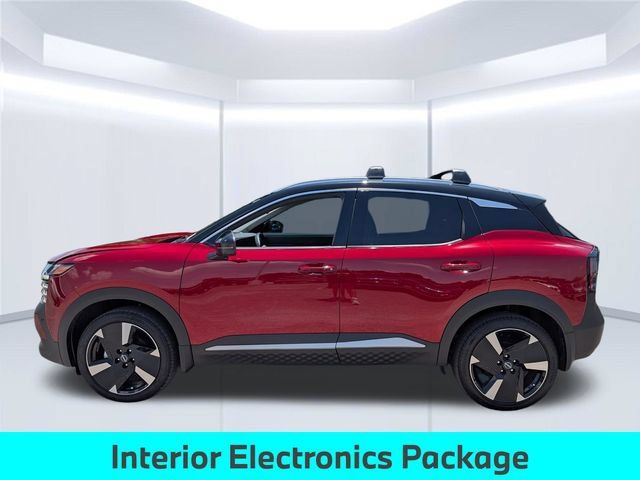 Used 2025 Nissan Kicks SR w/ Illumination Package AWD/4WD image 2