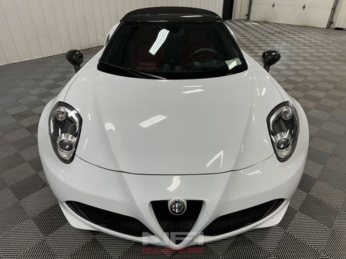 Used 2016 Alfa Romeo 4C Spider w/ Spider Track Package 3 RWD image 8