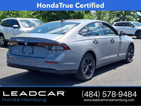Certified 2025 Honda Accord SE image 9
