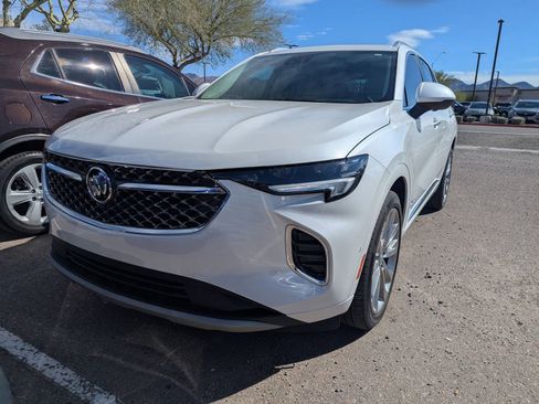 Used 2023 Buick Envision Avenir image 2