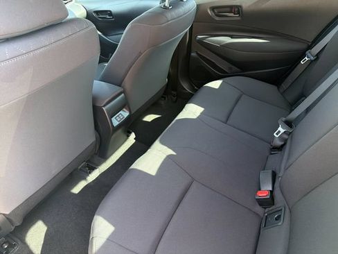 Used 2023 Toyota Corolla LE FWD image 10