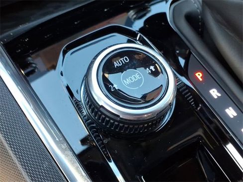 New 2026 GMC Canyon Elevation image 17