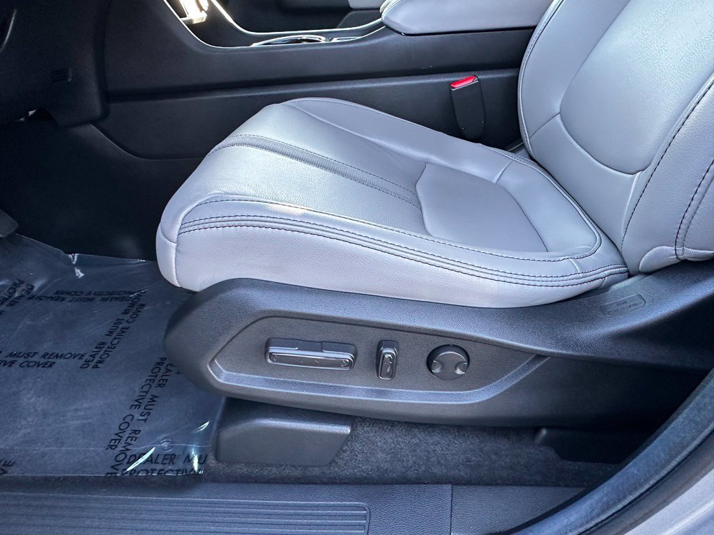 Used 2025 Honda Pilot Touring image 28