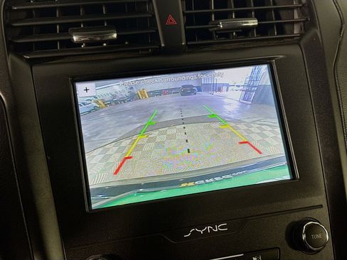 Used 2019 Ford Fusion SE w/ Equipment Group 151A image 19