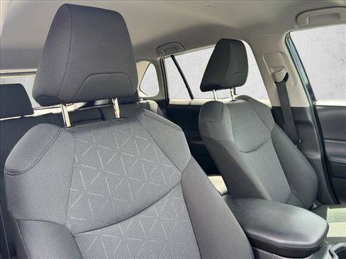 Certified 2025 Toyota RAV4 XLE FWD image 24