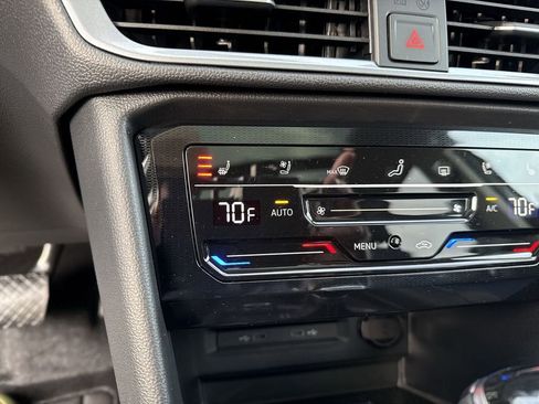 New 2026 Volkswagen Taos SEL image 34