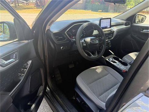 Used 2020 Ford Escape SE FWD image 11