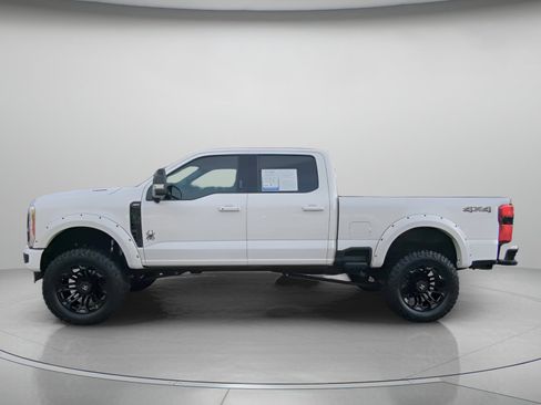 Certified 2024 Ford F250 Lariat w/ Lariat Ultimate Package AWD/4WD image 17