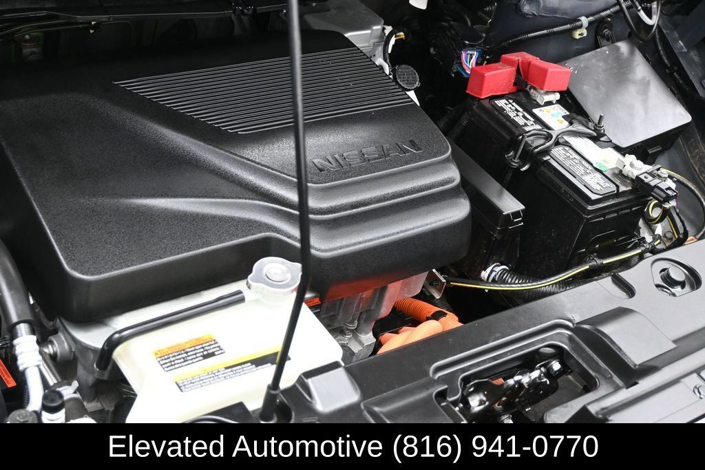 Used 2025 Nissan Leaf S FWD image 22