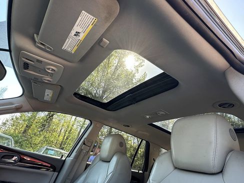 Used 2015 Buick Enclave Leather image 11