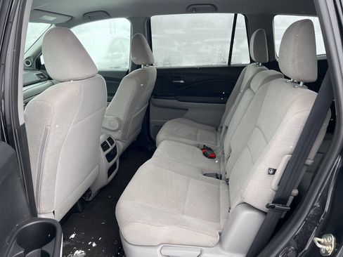 Used 2016 Honda Pilot LX image 23