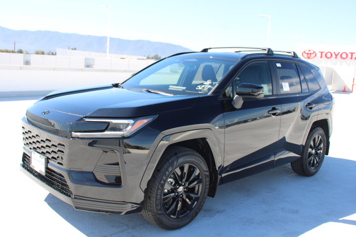 New 2026 Toyota RAV4 SE w/ Convenience Package AWD/4WD image 6