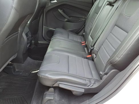 Used 2015 Ford Escape SE w/ SE Chrome Package image 12