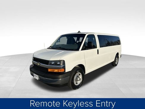 Used 2017 Chevrolet Express 3500 LT w/ LT Preferred Equipment Group image 14