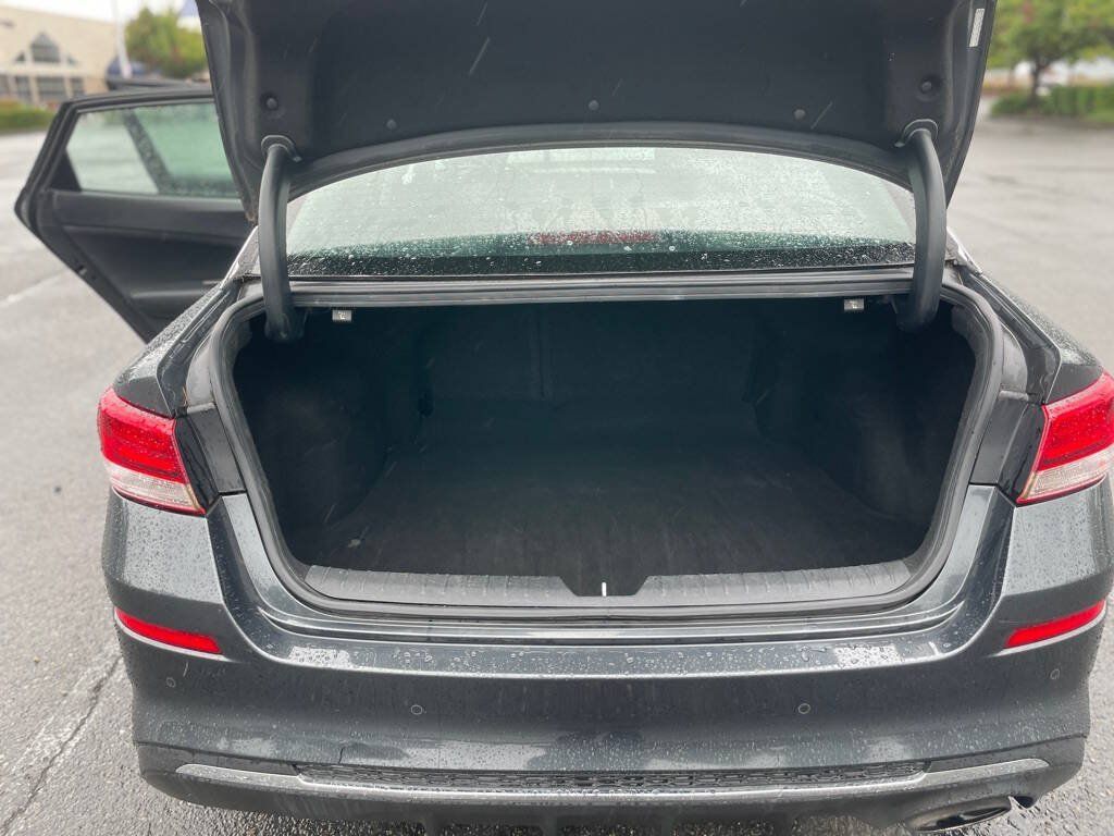 Used 2020 Kia Optima LX FWD image 16