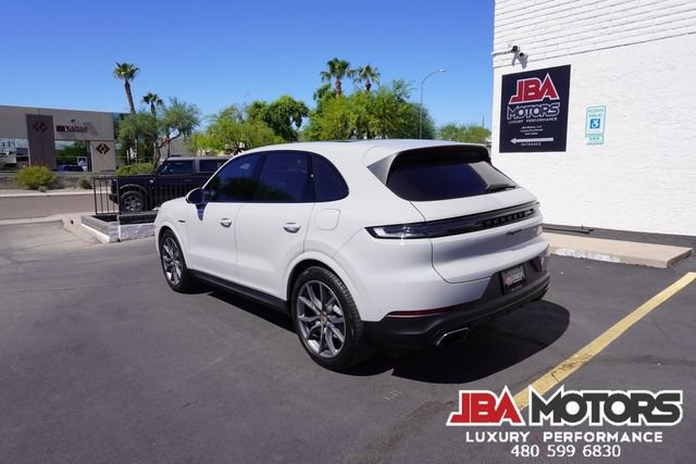Used 2024 Porsche Cayenne AWD/4WD image 72