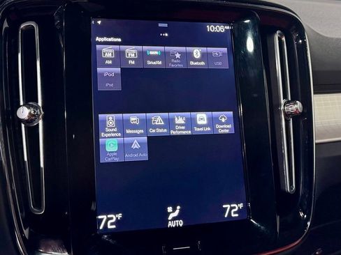 Used 2019 Volvo XC40 T5 Momentum image 19