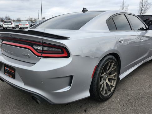 Used 2016 Dodge Charger SRT Hellcat image 22