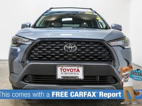 Certified 2023 Toyota Corolla Cross LE image 2