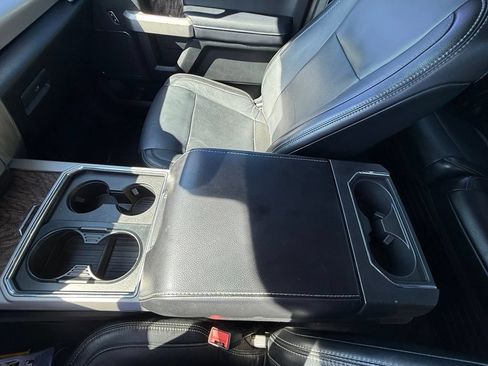 Used 2019 Ford F350 Lariat w/ Lariat Value Package AWD/4WD image 13