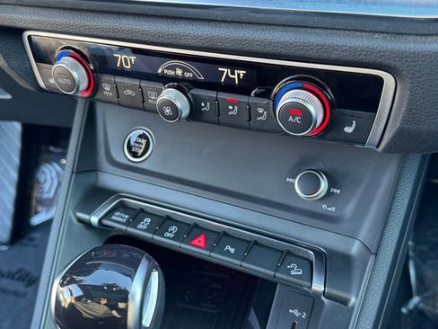 Used 2023 Audi Q3 2.0T Premium Plus image 31