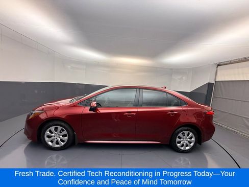 Used 2026 Toyota Corolla LE image 2