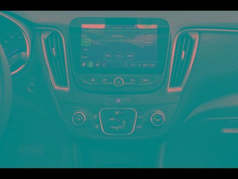Used 2022 Chevrolet Malibu LS FWD image 18