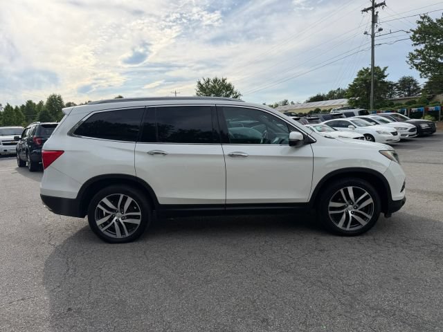 Used 2017 Honda Pilot Elite image 6