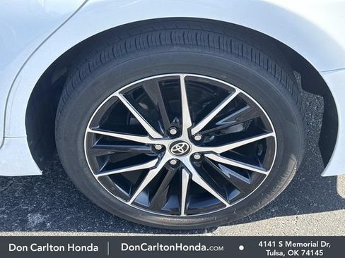 Used 2023 Toyota Camry SE FWD image 12