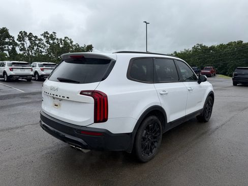 Used 2022 Kia Telluride EX w/ EX Premium Package AWD/4WD image 3