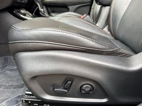 Used 2020 Jeep Compass Limited w/ Safety & Security Group image 14