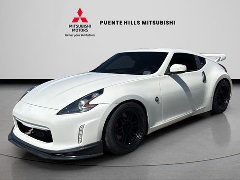 Used 2019 Nissan 370Z w/ Sport Package image 1