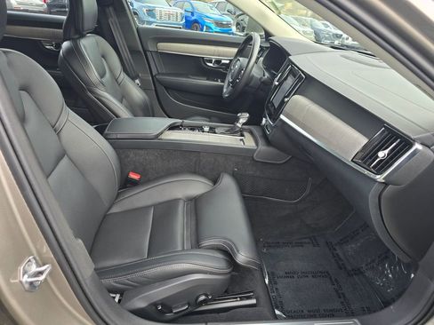 Used 2021 Volvo S90 T6 Inscription image 30
