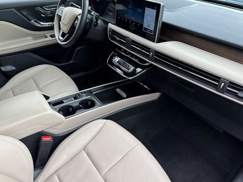 Certified 2025 Lincoln Corsair Grand Touring w/ Equipment Group 302A image 15