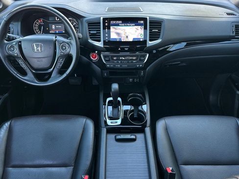 Used 2018 Honda Ridgeline Black Edition image 16