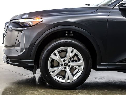 New 2025 Audi Q5 Premium image 10