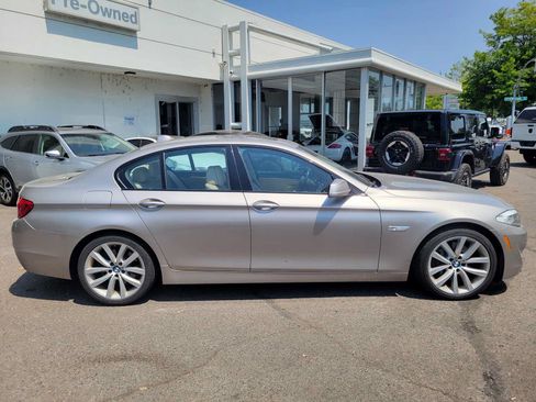 Used 2011 BMW 535i Sedan RWD image 2