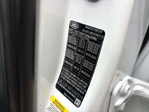 Used 2026 Land Rover Range Rover Evoque S image 32