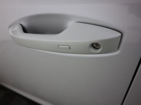 New 2026 Nissan Murano SL image 9