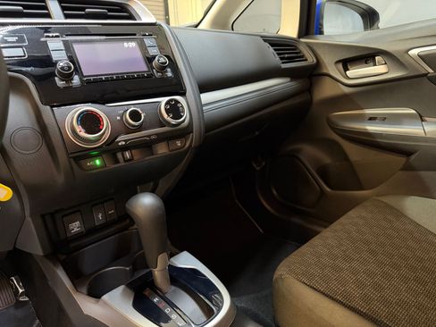 Used 2017 Honda Fit LX image 24