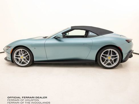 Used 2025 Ferrari Roma Spider RWD image 29