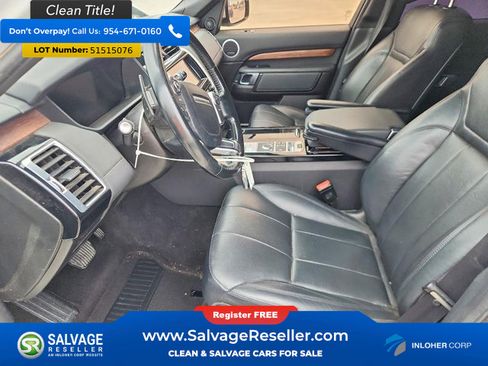 Used 2018 Land Rover Discovery HSE AWD/4WD image 9