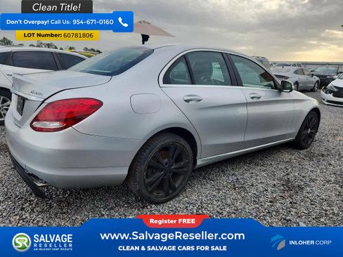 Used 2015 Mercedes-Benz C 300 4MATIC Sedan image 4