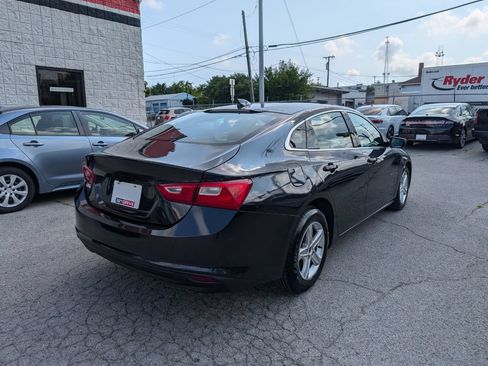 Used 2023 Chevrolet Malibu LT FWD image 6